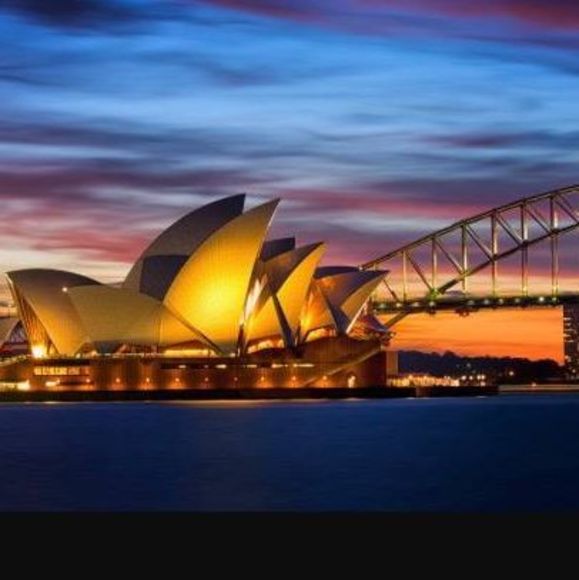 Meet your Posher, Vicks - Picture 1 of 1